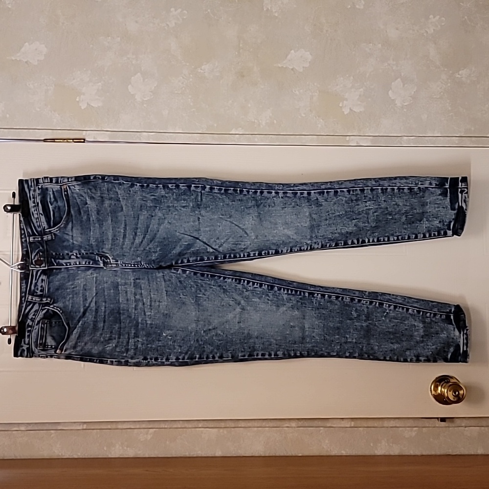Judy Blue Acid Wash Denim Skinny Jeans. Size 9/29
